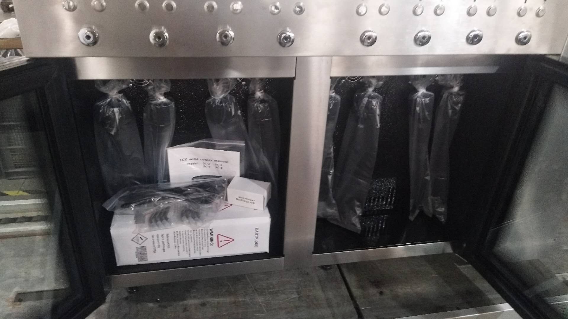 High-quality 8 bottles red wine glass dispenser cooler dispenser