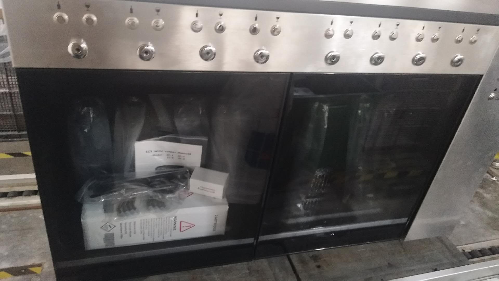 High-quality 8 bottles red wine glass dispenser cooler dispenser